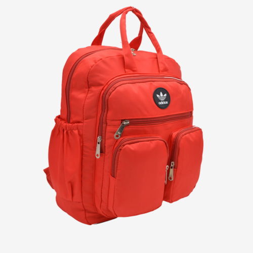 красный спортивный рюкзак